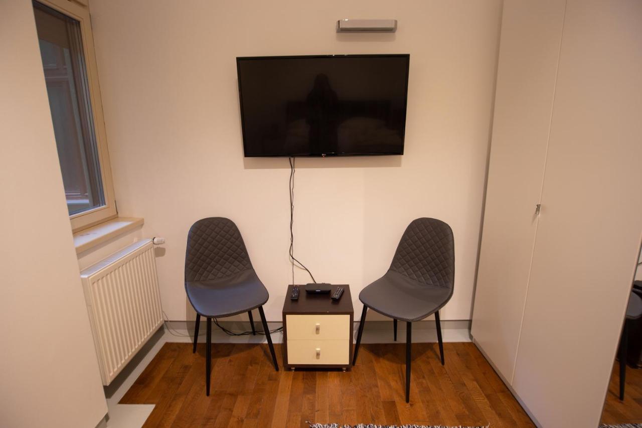 Alessia Apartment In The Old Town 티미쇼아라 외부 사진