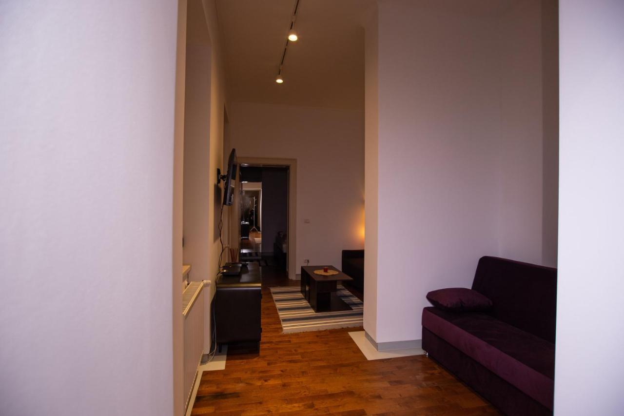 Alessia Apartment In The Old Town 티미쇼아라 외부 사진