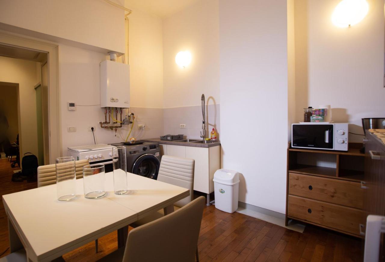 Alessia Apartment In The Old Town 티미쇼아라 외부 사진